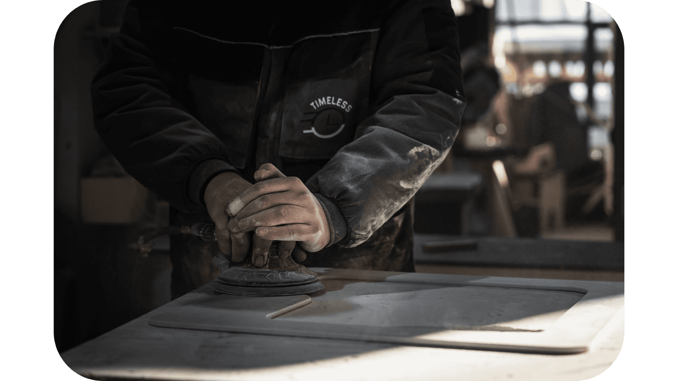 Timeless Karavan atölyesinde karavan imalatı ve yüzey hazırlığı