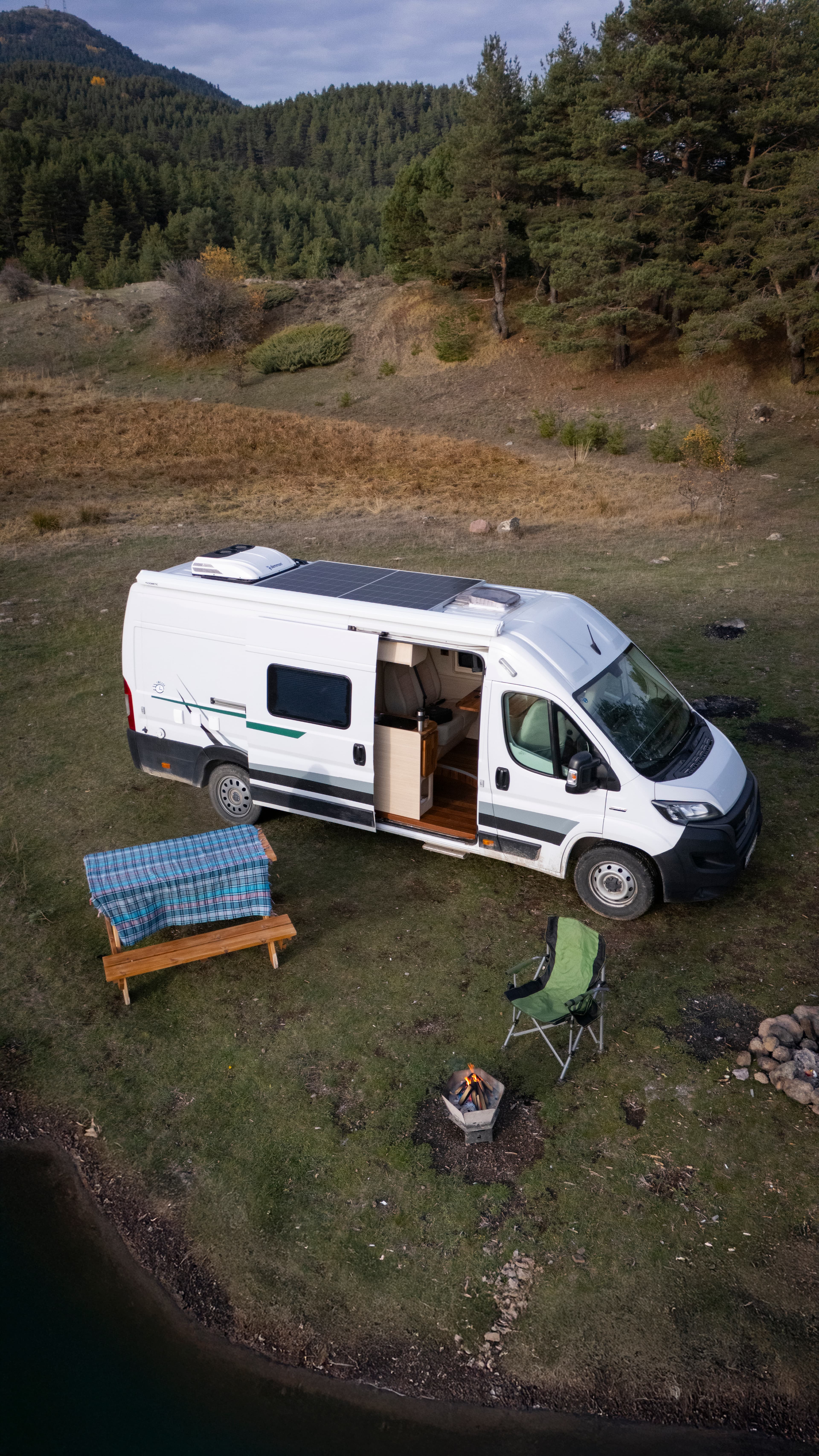 Motokaravan ile doğa içinde seyahat