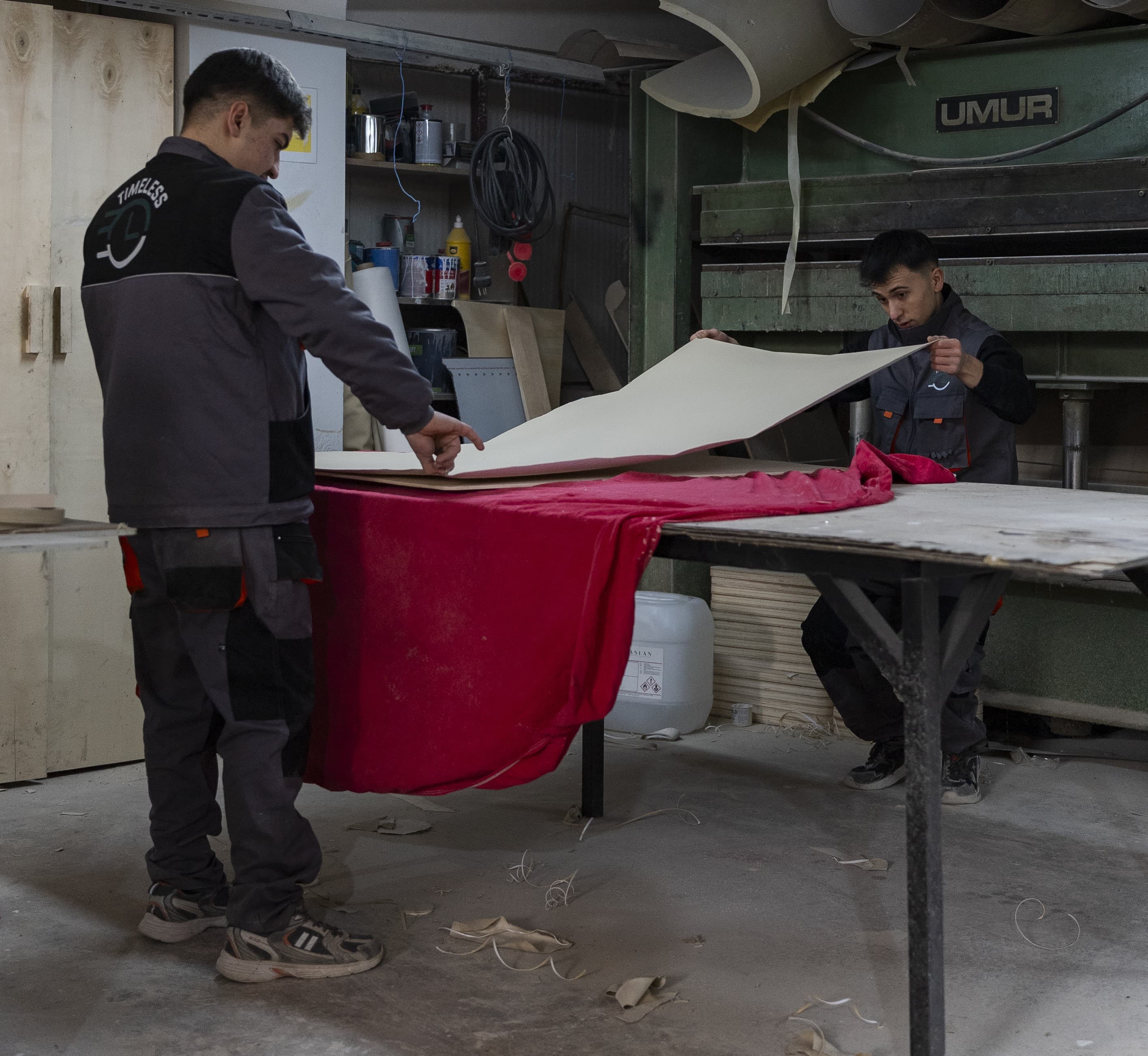 Karavan imalatında detaylı yüzey uygulaması